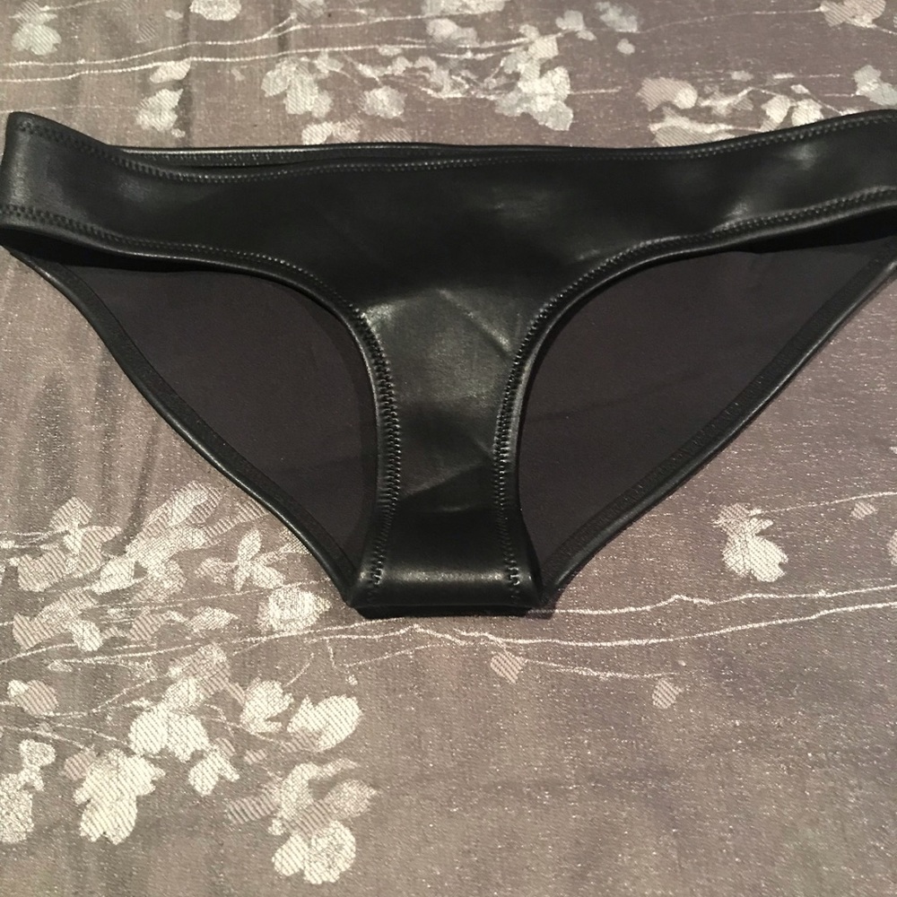 Triangl bikini bottom black medium